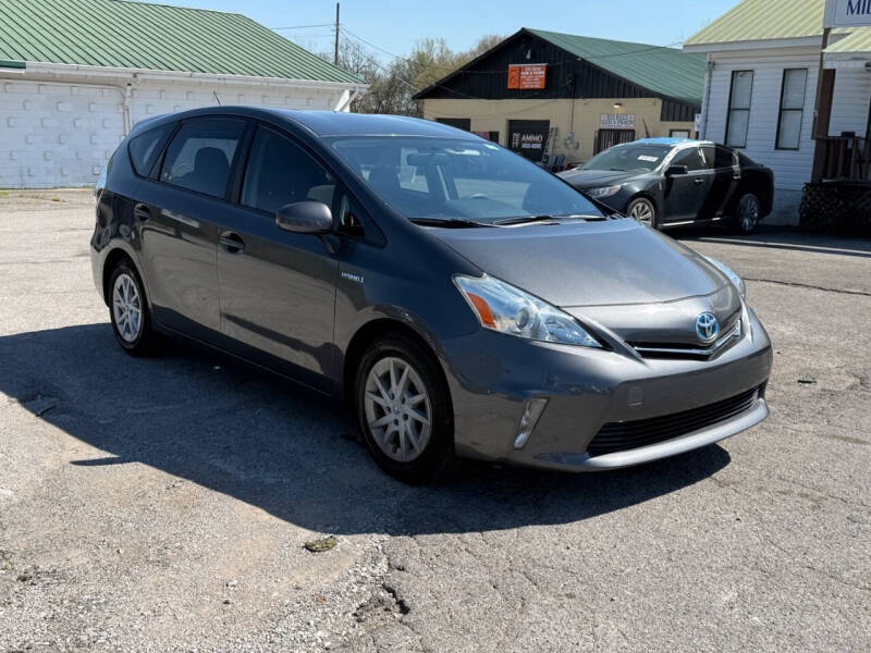 2012 Toyota Prius v Two
