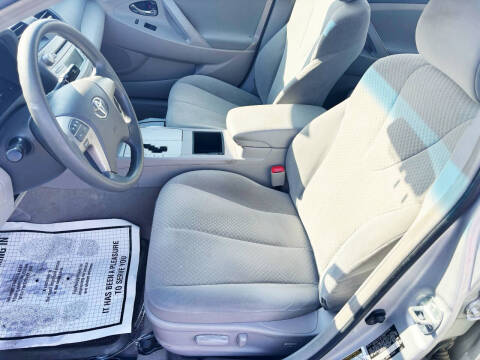 2009 Toyota Camry LE