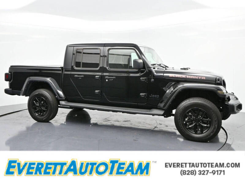 2023 Jeep Gladiator Sport S