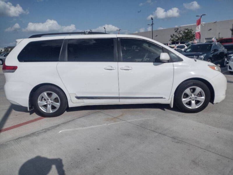 2013 Toyota Sienna
