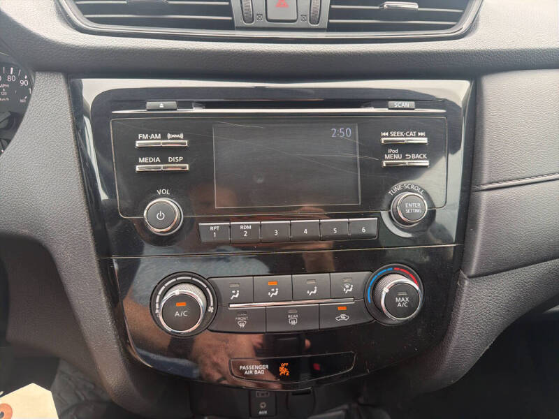 2017 Nissan Rogue S