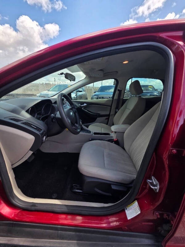 2017 Ford Focus SE