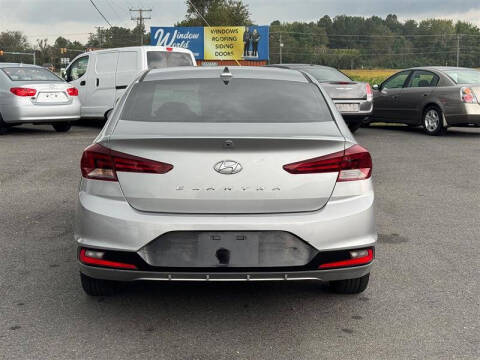 2020 Hyundai Elantra