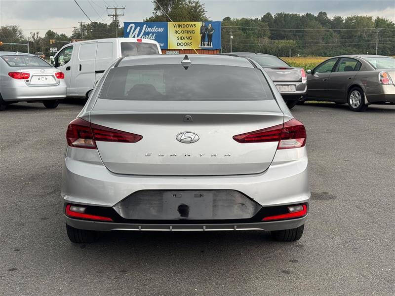 2020 Hyundai Elantra