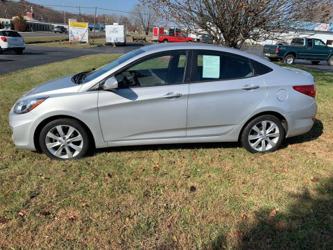 2013 Hyundai Accent for sale at Stephens Auto Sales in Morehead KY