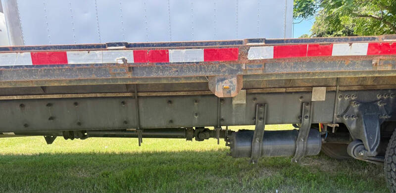 2020 Freightliner M2 106