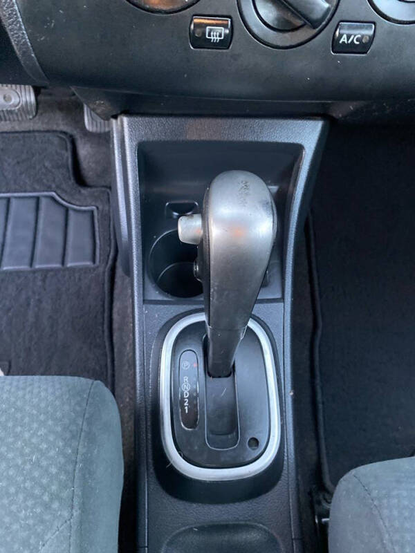 2011 Nissan Versa 1.8 SL