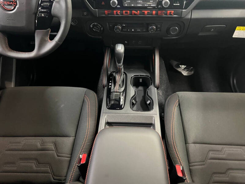 2025 Nissan Frontier