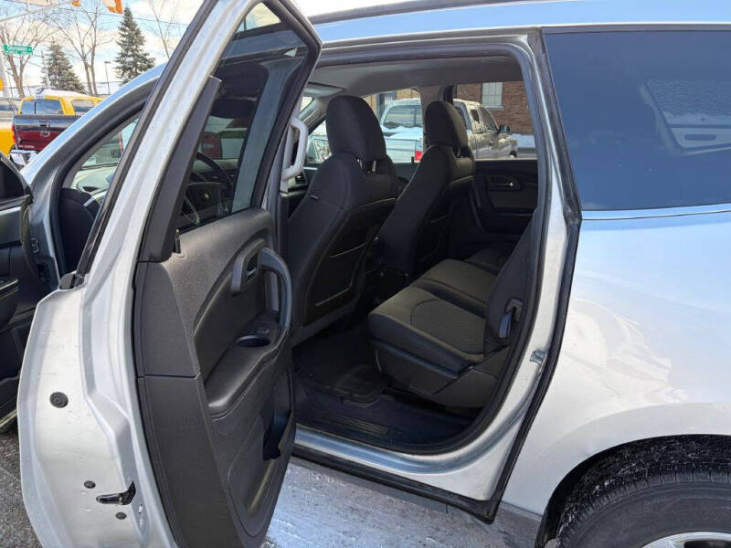 2011 Chevrolet Traverse LT