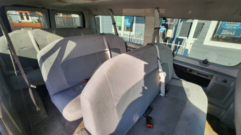 2014 Ford E-Series E-350 SD XLT