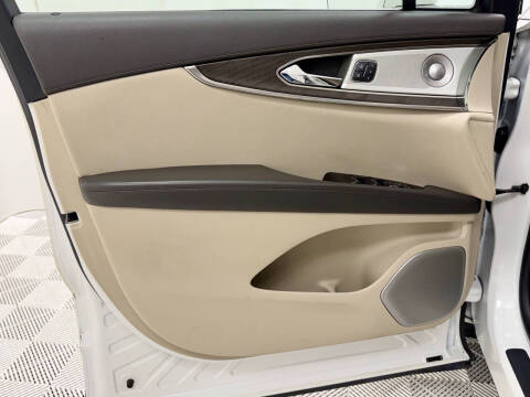 2020 Lincoln Nautilus Reserve