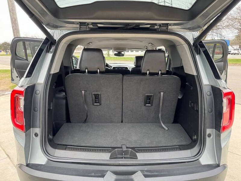 2023 GMC Acadia SLT