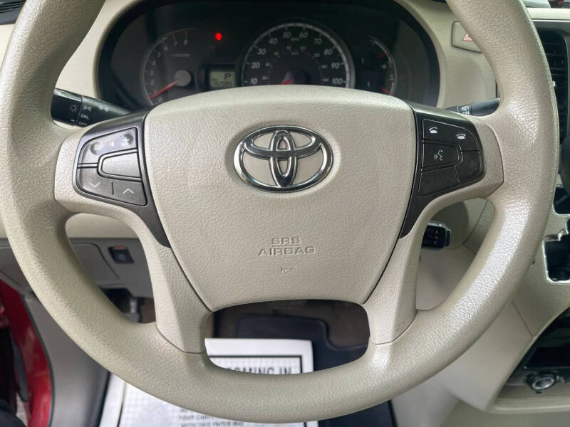 2014 Toyota Sienna