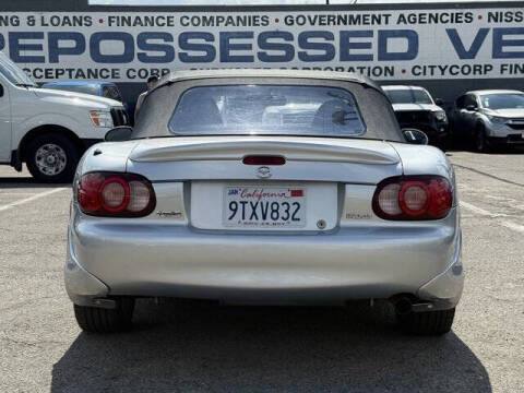 2003 Mazda MX-5 Miata LS
