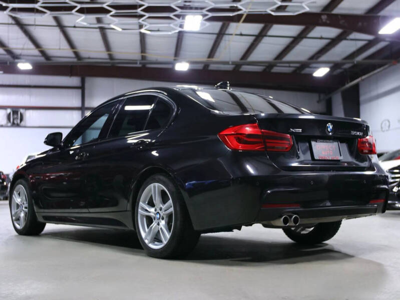 2018 BMW 3 Series 330i xDrive