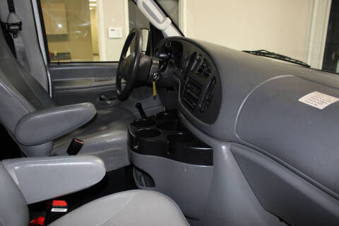 2006 Ford E-Series E-350 SD