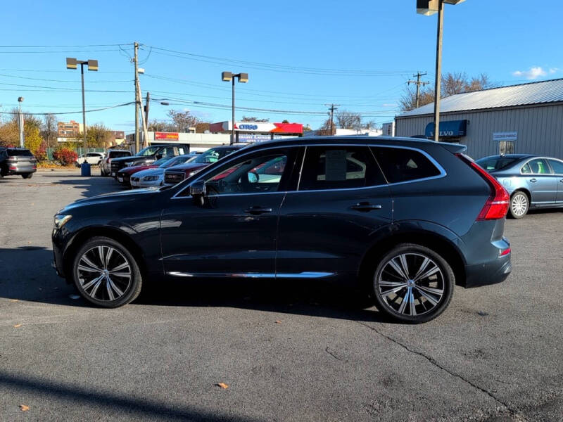 2023 Volvo XC60 B5 Plus Bright Theme