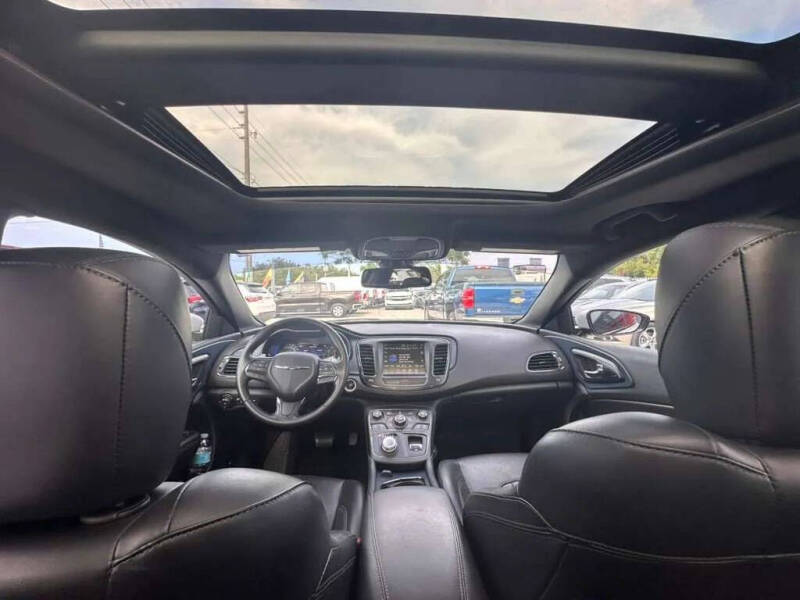 2015 Chrysler 200 S