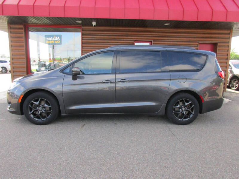 2019 Chrysler Pacifica Touring L