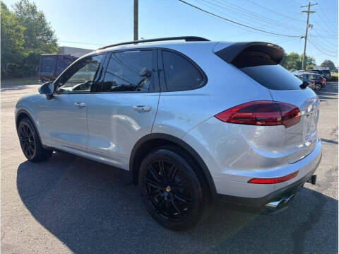 2017 Porsche Cayenne S