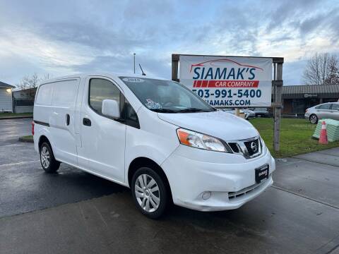 2018 Nissan NV200 for sale at Siamak's Car Company llc in Woodburn OR