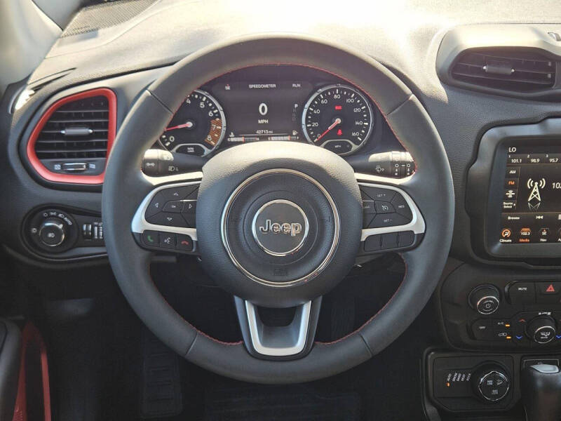 2023 Jeep Renegade Trailhawk