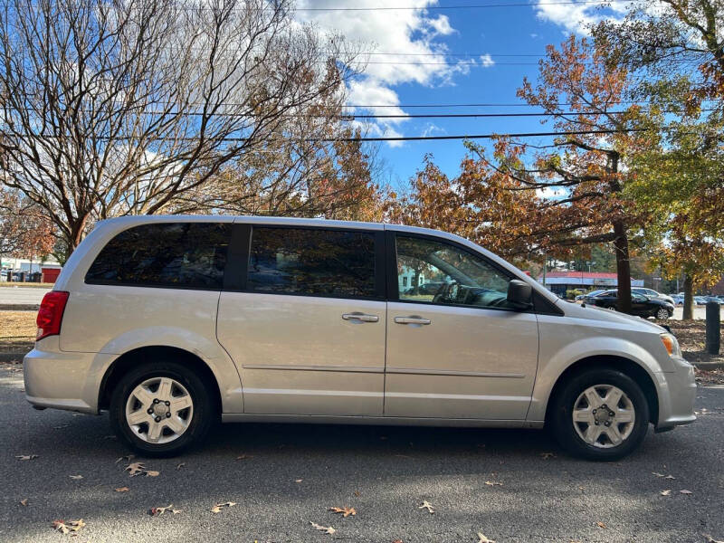 2012 Dodge Grand Caravan SE photo 8