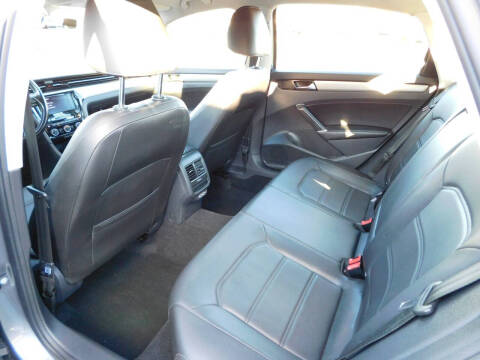 2020 Volkswagen Passat SE