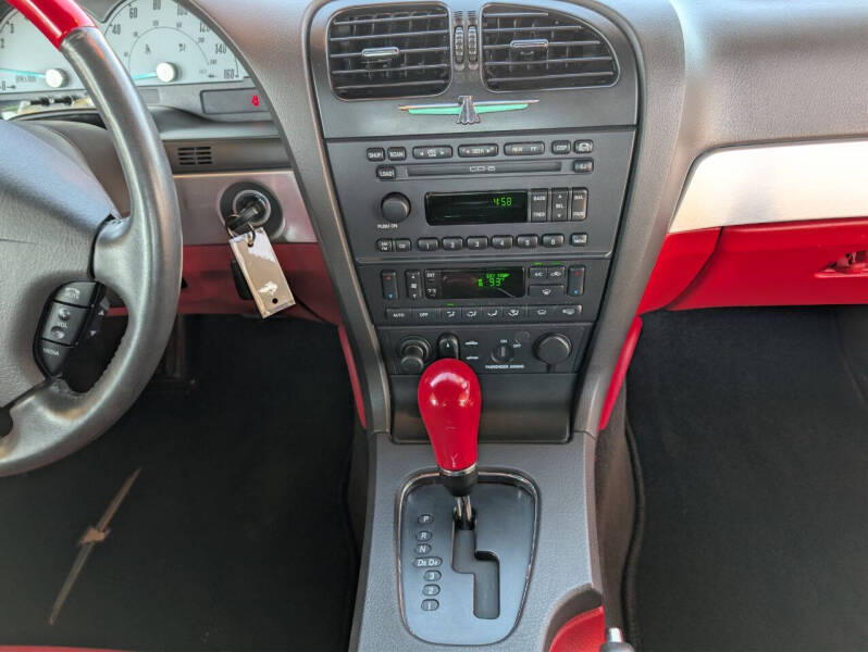 2002 Ford Thunderbird Deluxe