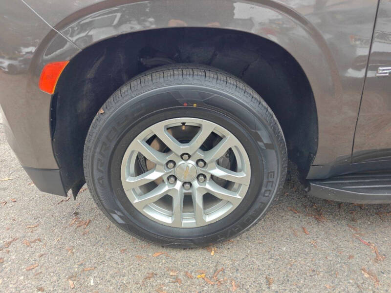 2021 Chevrolet Suburban LT