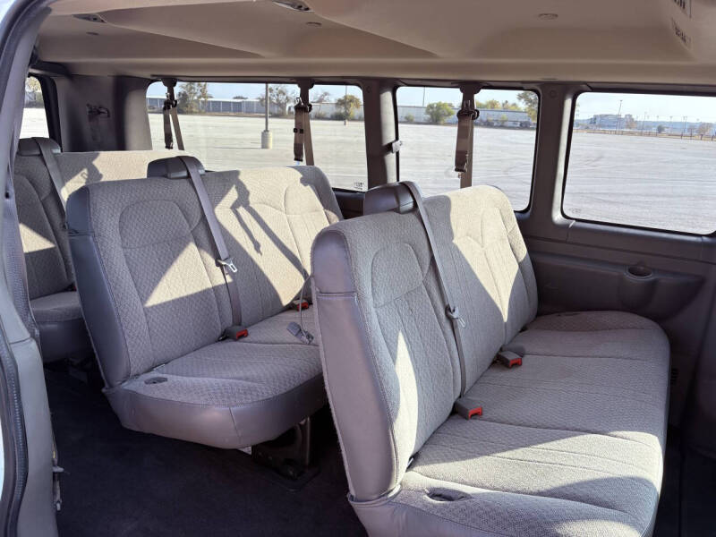 2016 Chevrolet Express LT 3500