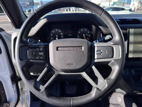 2024 Land Rover Defender 130 P400 X-Dynamic SE