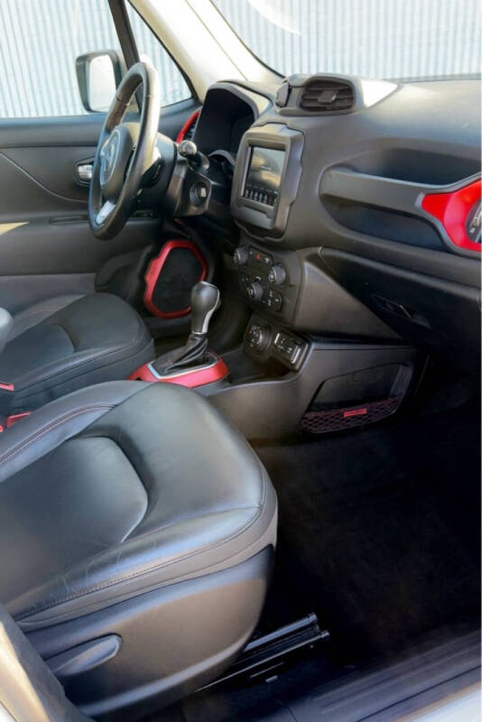 2019 Jeep Renegade Trailhawk