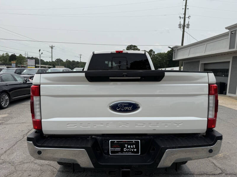 2017 Ford F-350 Super Duty Lariat