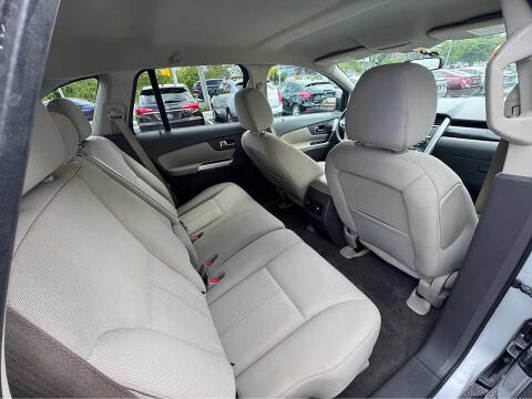 2013 Ford Edge SE