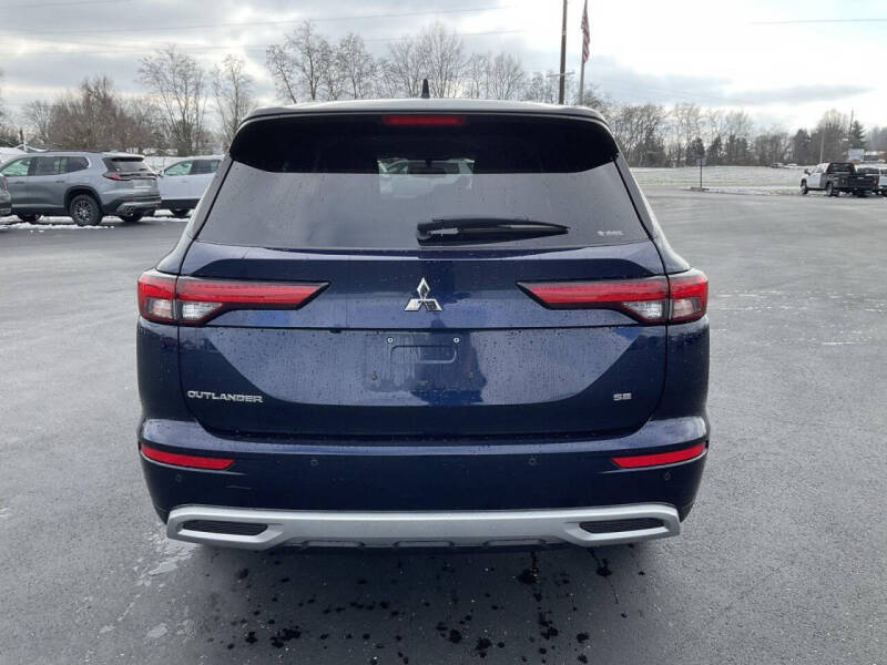 2022 Mitsubishi Outlander SE