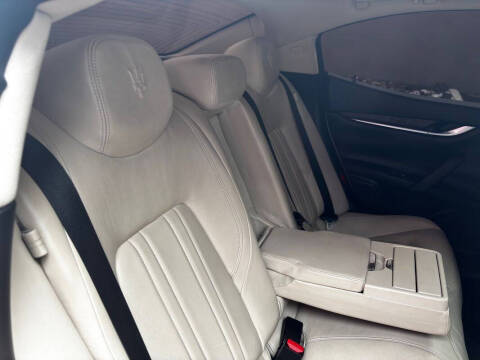 2014 Maserati Ghibli