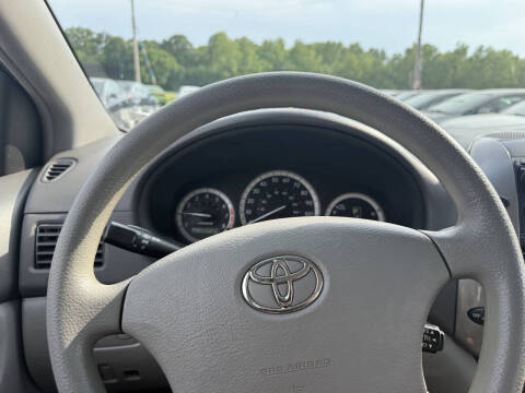 2007 Toyota Sienna CE 8-Passenger