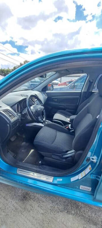 2011 Mitsubishi Outlander Sport SE