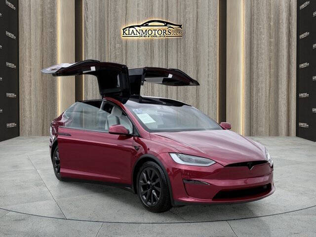 2023 Tesla Model X Standard Range