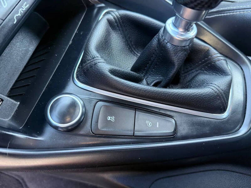 2017 Ford Focus ST