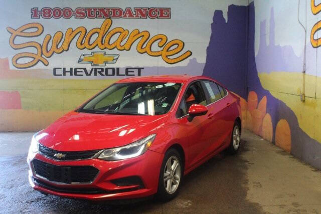 Used 2017 Chevrolet Cruze LT with VIN 3G1BE5SM6HS592394 for sale in Grand Ledge, MI