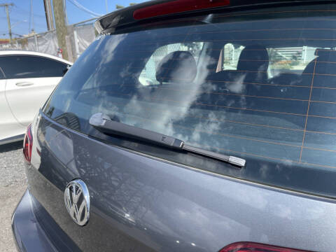 2015 Volkswagen Golf TSI S