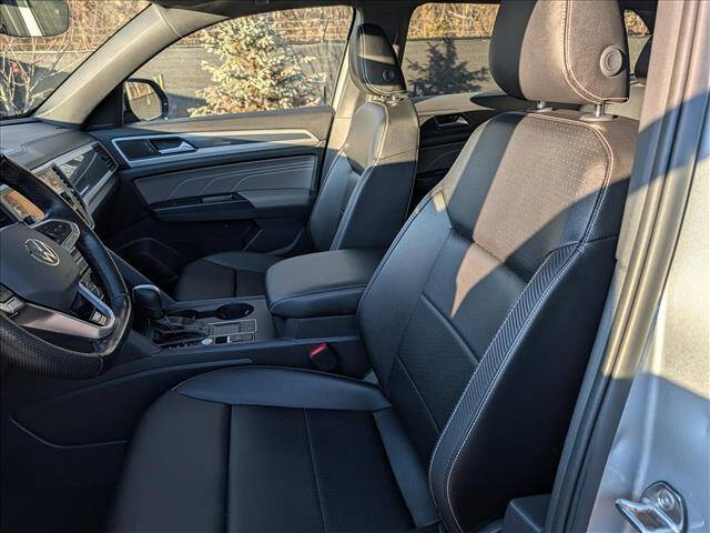 2021 Volkswagen Atlas Cross Sport V6 SE R-Line