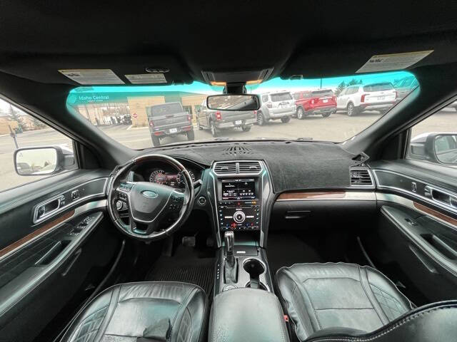 2016 Ford Explorer Platinum