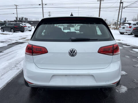 2015 Volkswagen Golf GTI S