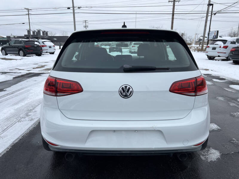 2015 Volkswagen Golf GTI S