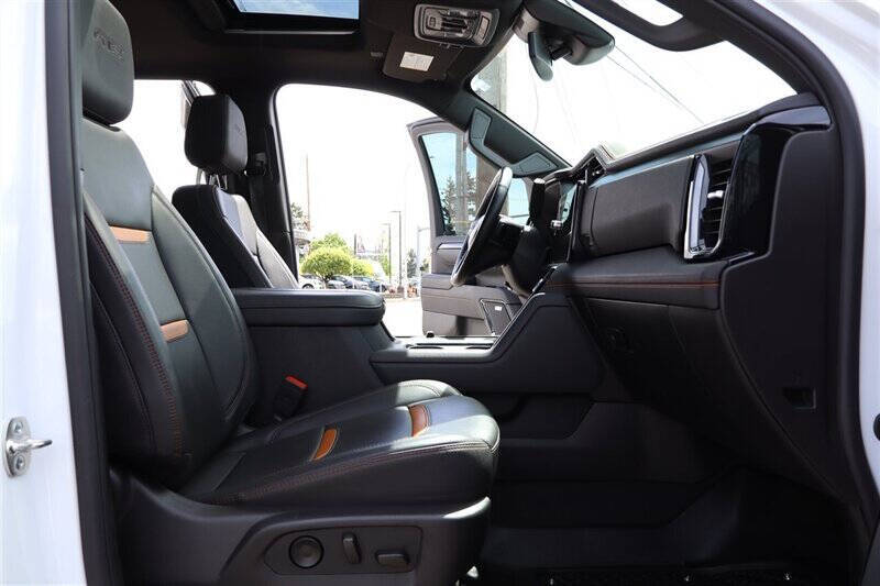 2025 GMC Sierra 3500HD
