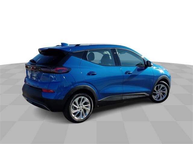 2022 Chevrolet Bolt EUV for sale at Bowman Auto Center in Clarkston, MI