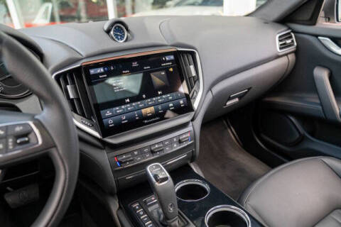 2022 Maserati Ghibli Modena